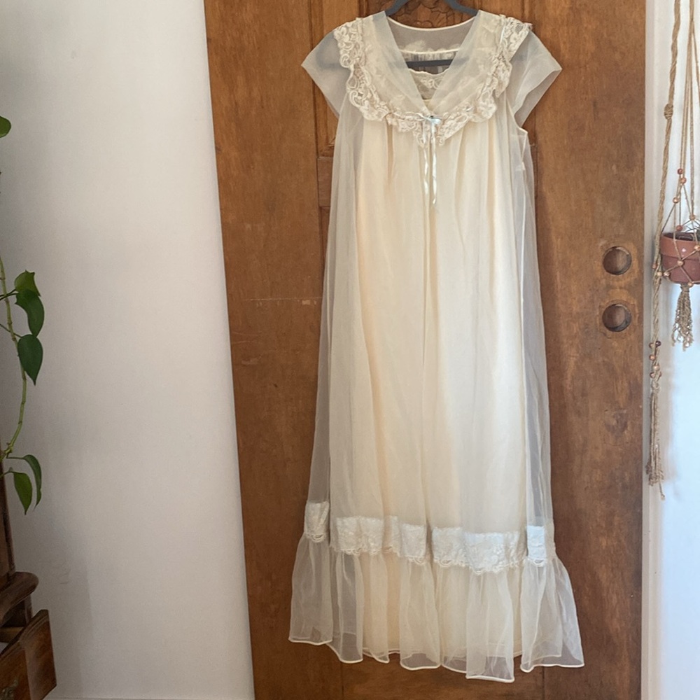 VTG SHADOWLINE Nightgown & Peignoir Robe Set Sheer Lace SMALL cream blue